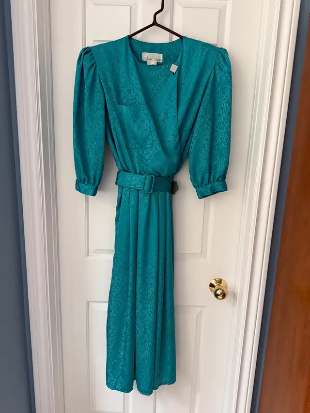 Vintage-1980's, Women's JESSICA JORDAN Green Midi Dress, Size 12 in Women's - Dresses & Skirts in Markham / York Region - Image 2