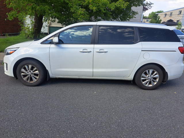 Kia Sedona 2016 dans Autos et camions  à Longueuil/Rive Sud - Image 2