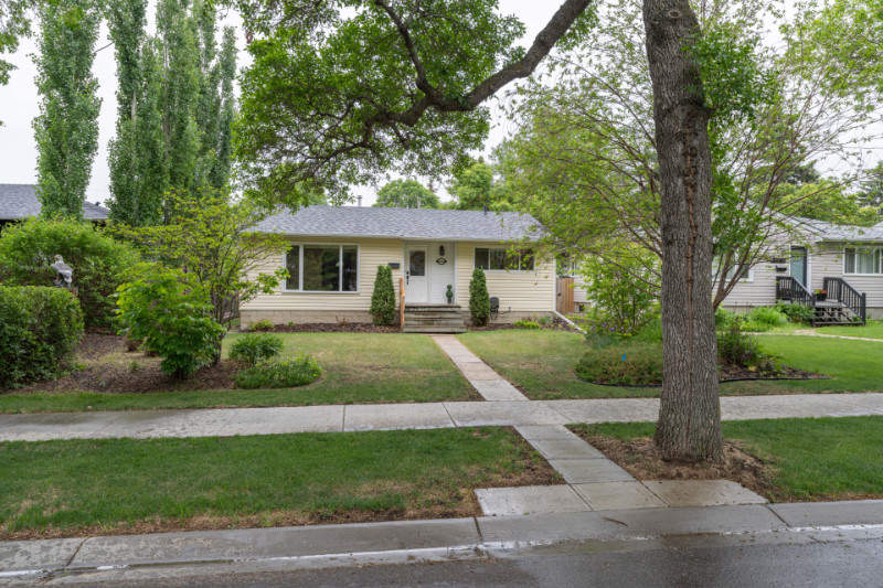 House in North Glenora For Sale Houses for Sale Edmonton Kijiji