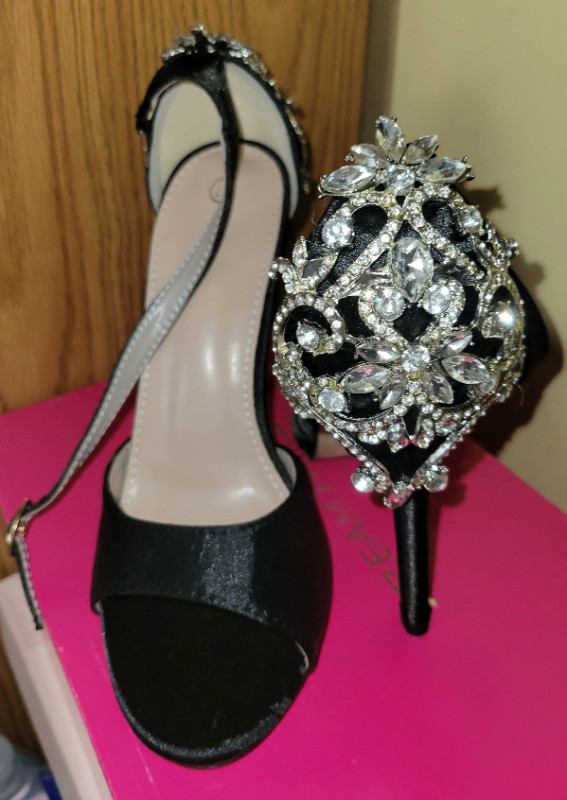 High heel strapped Stiletto in Women's - Shoes in Mississauga / Peel Region