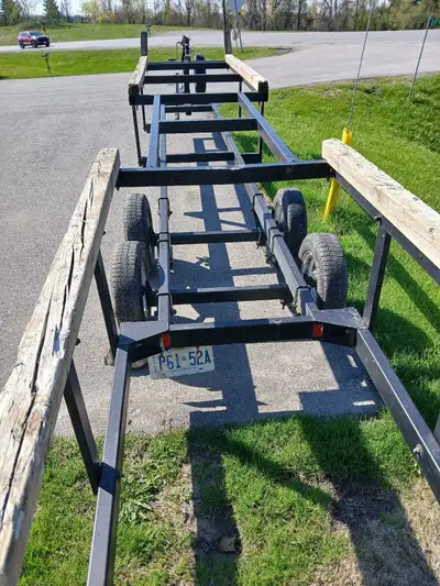 Pontoon trailer rental 2 inch ball hitch 4 wire flat con. Pick off ground or shallow water fowlers c...