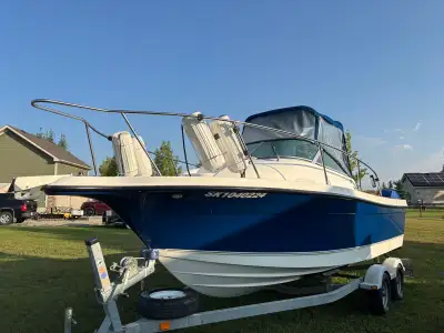 Beautiful 21 ft WA fishing boat w cabin, toilet and BBQ for your fishing days! Power down riggers, G...