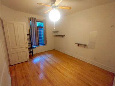 Hello! We are currently looking for one new roommate in our lovely and tranquil Plateau apartment. S...