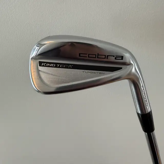 Cobra King Tec X 7 Iron Stiff RH in Golf in Guelph - Image 2