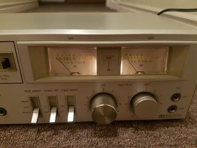 Technics RS-M205 2 Heads Stereo Cassette Tape deck for sale in Stereo Systems & Home Theatre in Markham / York Region - Image 5