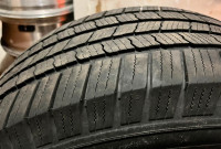 ***Only ONE*** All-season tire 265 / 60 R18 Michelin Defender