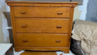 Three-Drawer Wooden Dresser Oshawa / Durham Region Toronto (GTA) Preview