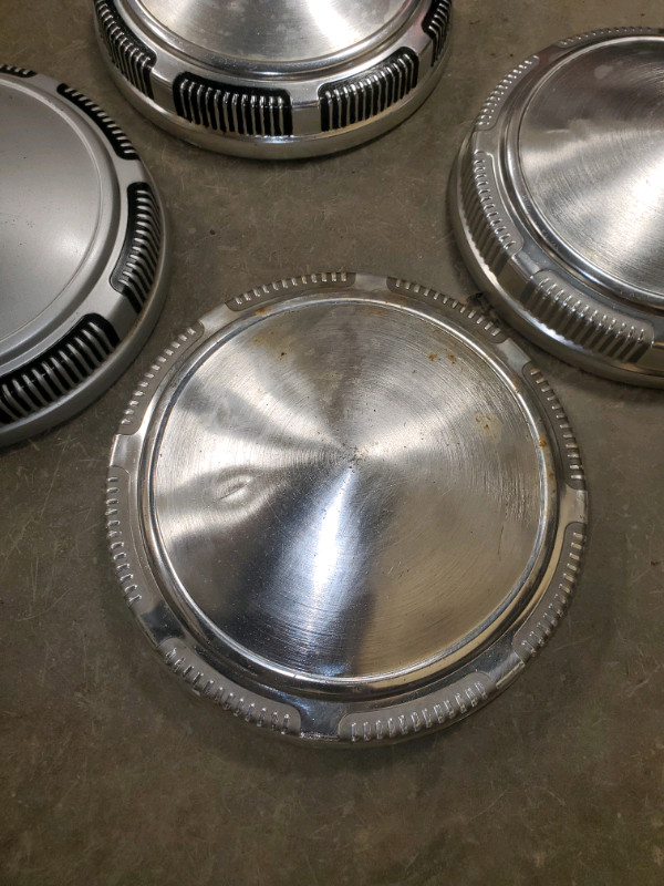 Vintage Mopar Hubcaps Classic Cars Winnipeg Kijiji