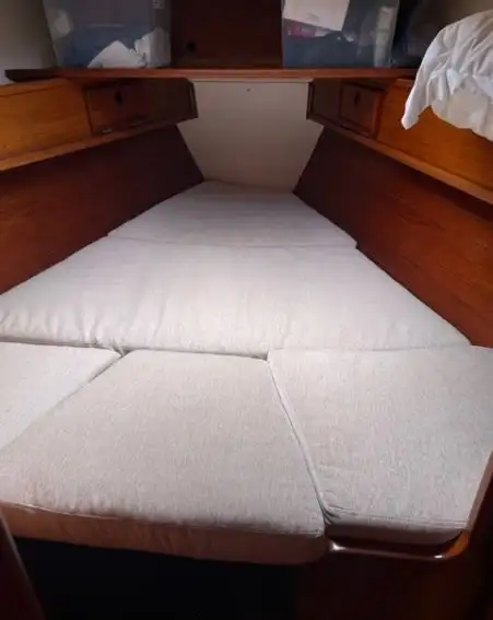 Sailboat Jeanneau Sun Fizz 1985 in Sailboats in Laval / North Shore - Image 6