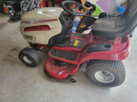 42 inch White lawn tractor 