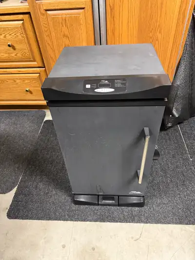 Masterbuilt Electric Smoker, View more