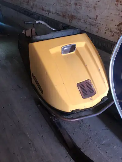 Rare Starcraft 280-/ all there except the seat— engine spins over with lots of comp-/ -/ well worthy...