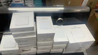 Condition New Brand Mac Book Power Adapter Mega save 45 watt Power Adapter 61 watt USB-C-L01 Power A...