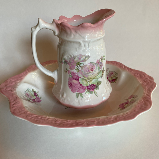 Staffordshire James Kent Old Foley Pitcher & Bowl in Arts & Collectibles in Abbotsford - Image 2