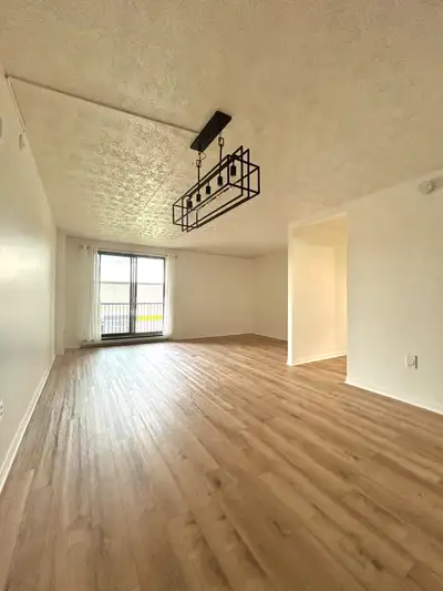 Bel appartement lumineux 5½ secteur Rock Forest