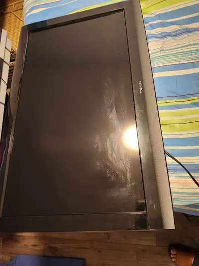 Toshiba Led tv not smart 40 inch., View more