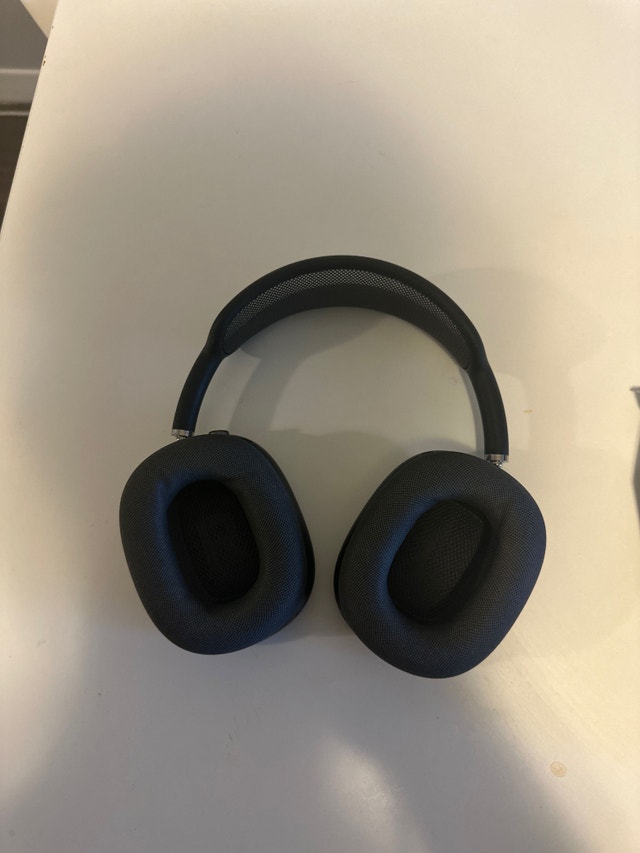 Apple Airpods Max Headphones Hamilton Kijiji