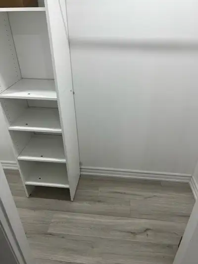 Cozy Basement Suite for Rent in Ajax – Ideal for Single Professional/Student Welcome to your new com...