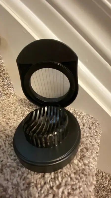 New Household Stuff: Egg Slicer, Hamburger Patty Press,... in Kitchen & Dining Wares in Ottawa - Image 9