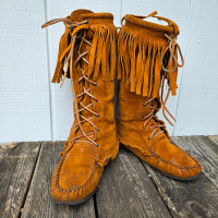 INDIGENOUS CANADIAN CALF-HIGH MOCCASIN BOOTS