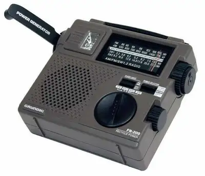 GRUNDIG FAMOUS WORLD BAND RADIOFR-200, View more