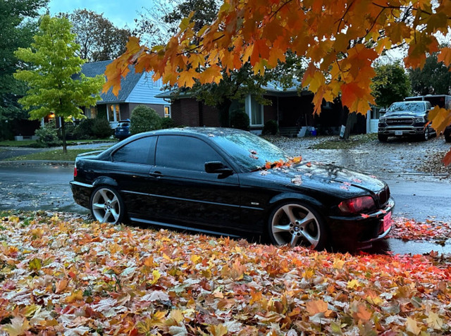 2002 BMW 330ci in Cars & Trucks in Ottawa