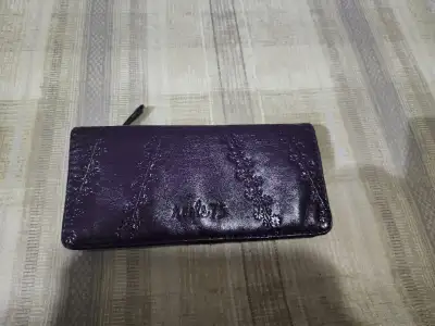 Roots wallet purple colour multipockets bifold floral embossed, View more
