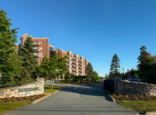September - Extra Large Suites - Clayton Park West - $2295.00 in Long Term Rentals in City of Halifax - Image 11