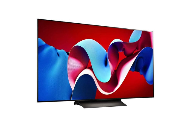 EXCLUSIVE NO TAX SALE LG 55" C4 4K OLED WEBOS SMART TV in TVs in City of Toronto