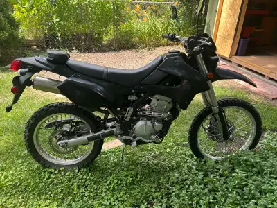 2010 Kawasaki KLX250 – Only 9,800 km – Excellent Condition Very clean and well-maintained 2010 Kawas...