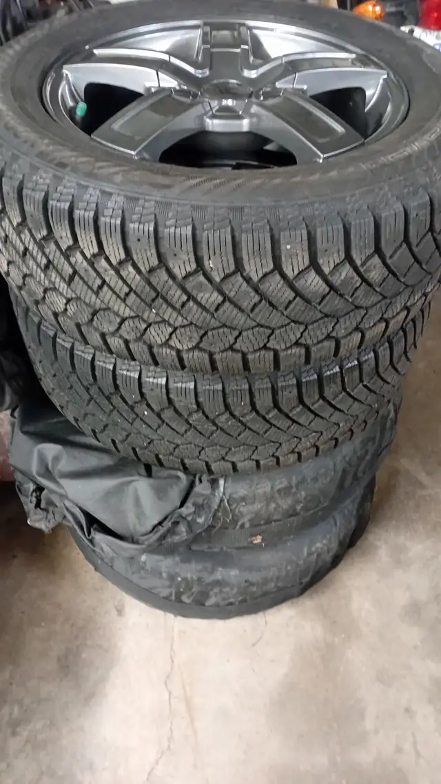 Snow tires on 17 inch alloy rims in Tires & Rims in Guelph - Image 5