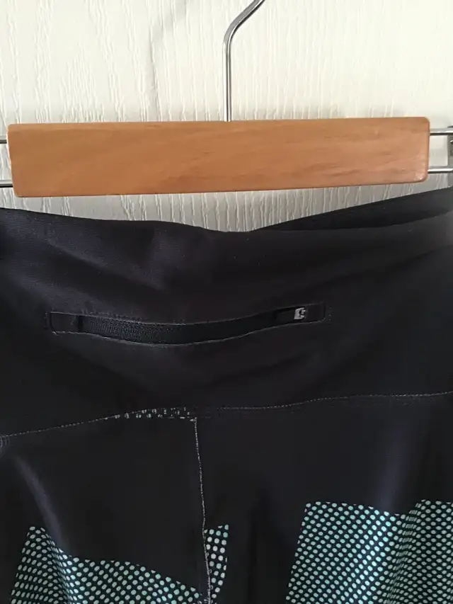 NX Sport Leggings in Women's - Bottoms in Markham / York Region - Image 3