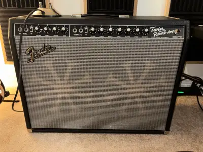 Fender Twin Reverb ‘65 Reissue, View more