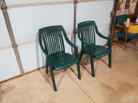 2 lawn/deck/campground chairs