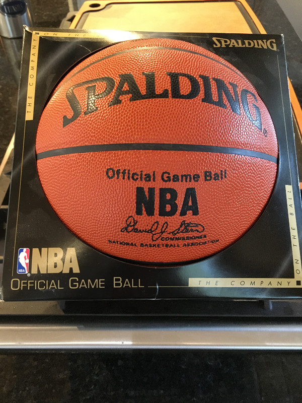 Authentic Vancouver Grizzly Basketball in Arts & Collectibles in Whitehorse