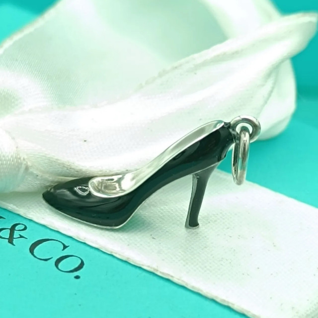 Tiffany Shoe Charm  in Jewellery & Watches in Medicine Hat - Image 3