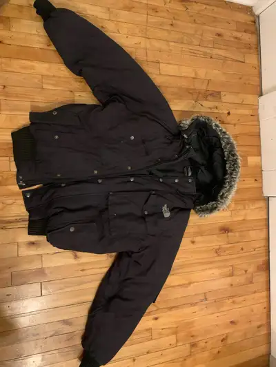 North face jacket (negociable), View more