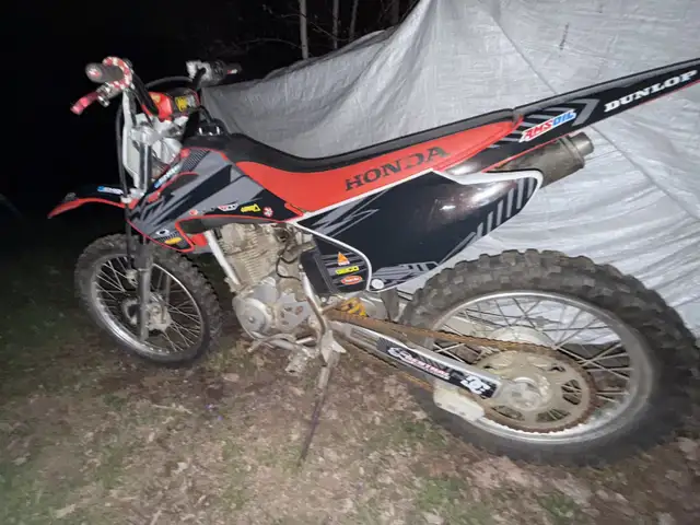 2006 Honda CRF 230F in Dirt Bikes & Motocross in Muskoka - Image 7