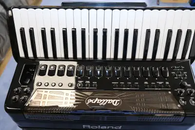 ROLAND FR8X DALLAPE ACCORDION. SOLD, View more