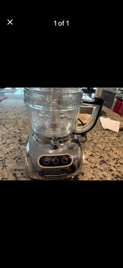 KitchenAid Food Processor comes with accessories , View more