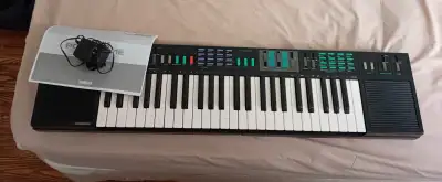 Yamaha PSR-22 keyboard synth, View more