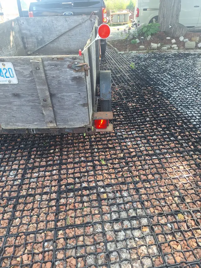 Use but good trailer in Cargo & Utility Trailers in Cambridge - Image 5