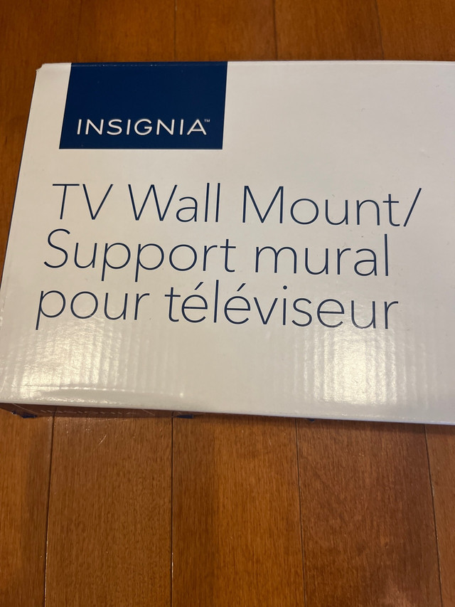 TV Wall Mount in Video & TV Accessories in Ottawa - Image 3