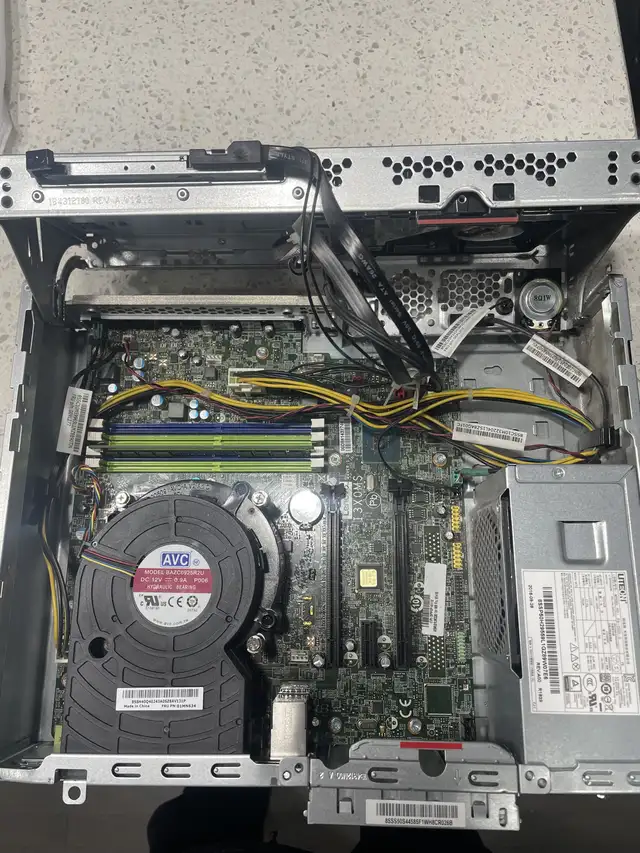 Lenovo ThinkCentre M920s Intel Core i5 500GB HD 8GB Memory DVD in Desktop Computers in Calgary - Image 11