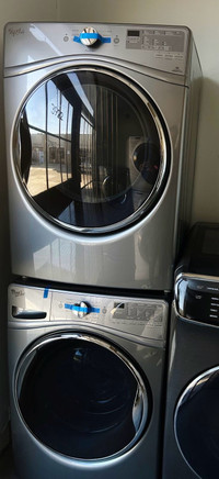Set washer and dryer 27” Whirlpool 