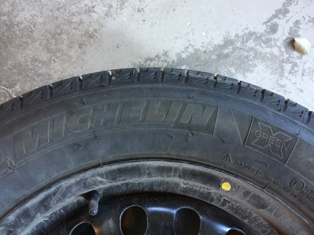 235 60R/17 Michelin winter tires with rims in Tires & Rims in Calgary - Image 3
