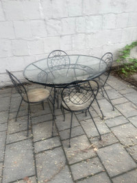 Vintage wrought iron 5-piece patio dining set