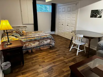 CHAMBRE LOFT À LOUER BOUCHERVILLE Location au mois: 780$ À long terme, du dimanche soir au vendredi...