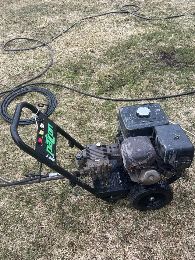 Patron Honda Super Heavy Duty Presure washer Power House 13 Hp G in Outdoor Tools & Storage in Oshawa / Durham Region - Image 3