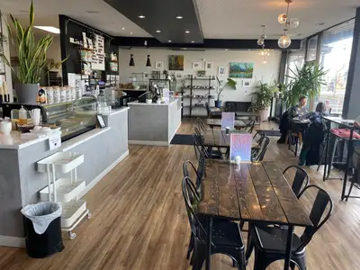 A fantastic opportunity to acquire Cafe, a beautifully established, fully turnkey cafe and bakery co...